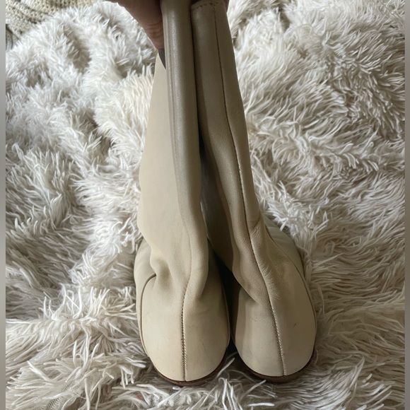 Super Rare White Leather Frye Boots size 6.5 - Picture 5 of 6